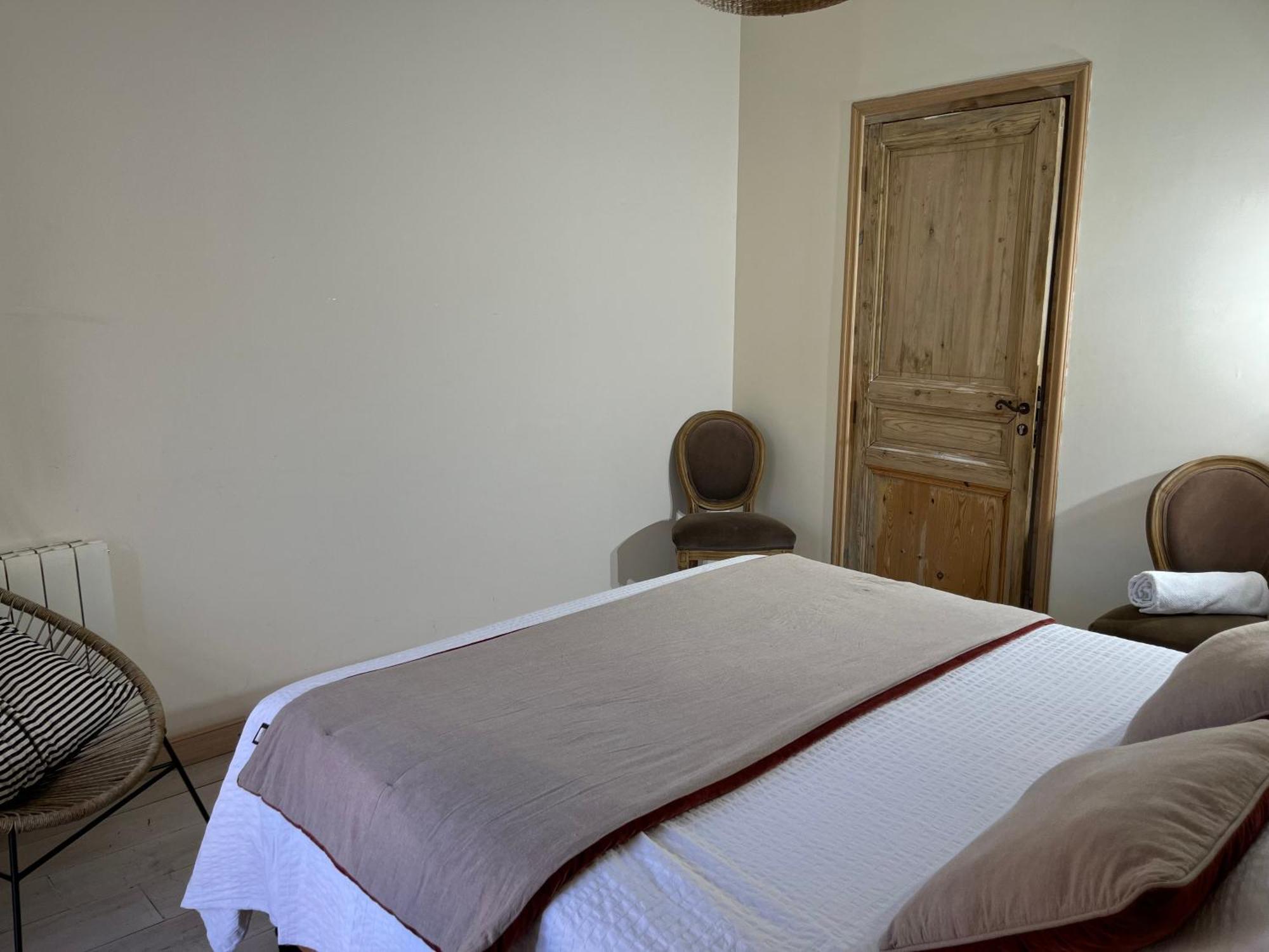 Holiday home La Cite Secrete
